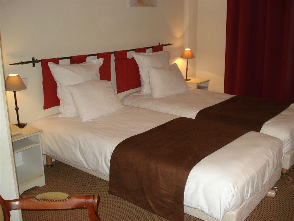 Cerise Royan - Le Grand Hotel De La Plage Luaran gambar