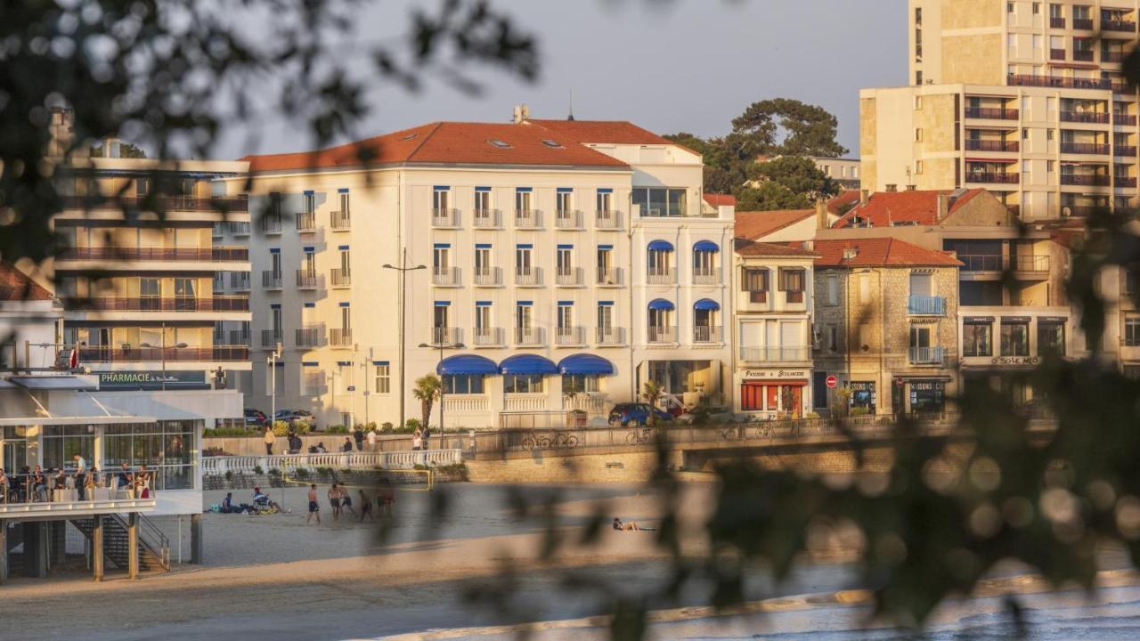 Cerise Royan - Le Grand Hotel De La Plage Luaran gambar
