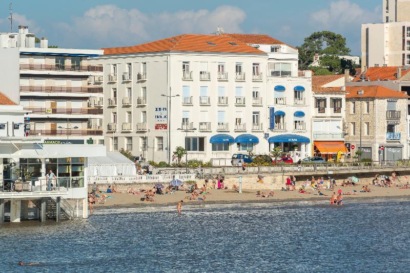 Cerise Royan - Le Grand Hotel De La Plage Luaran gambar